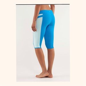 Lululemon Heat It Up Crops Pants Size 4